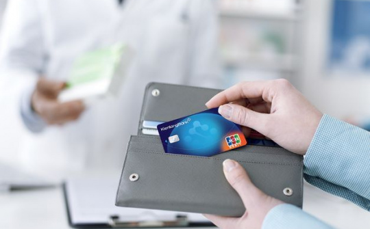 Đẩy mạnh phát triển thanh toán không dùng tiền mặt trong nền kinh tế