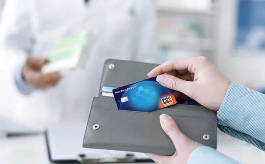 Đẩy mạnh phát triển thanh toán không dùng tiền mặt trong nền kinh tế
