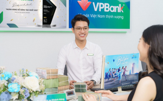 Nhiều giải thưởng khi gửi tiết kiệm tại ngân hàng VPBank