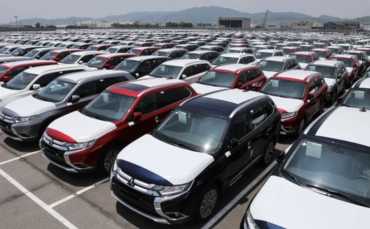 Bộ Tài chính bổ sung quy định về thủ tục nhập khẩu, tạm nhập khẩu xe ô tô, xe gắn máy