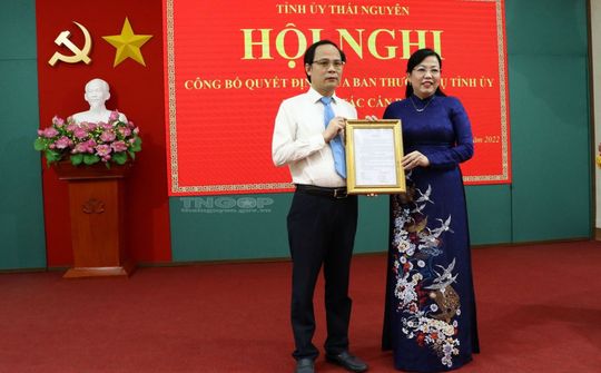 Thái Nguyên công bố quyết định của Ban Thường vụ Tỉnh ủy về công tác cán bộ