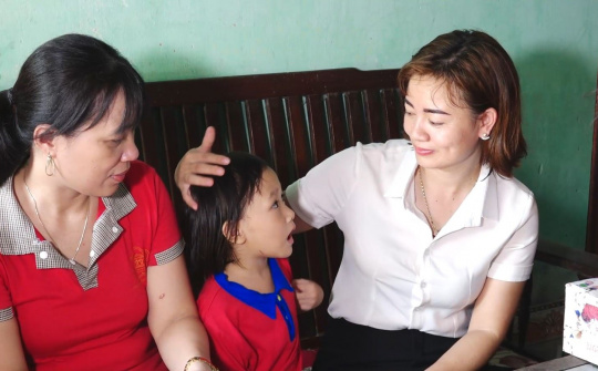 Ấm áp trái tim người Đảng viên