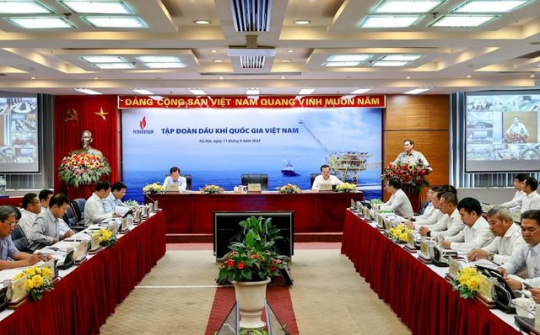 Không để thiếu năng lượng, nhất là xăng dầu, cho sự nghiệp xây dựng và bảo vệ Tổ quốc