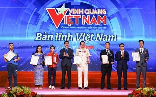 Vinh quang Việt Nam năm 2022: Khẳng định bản lĩnh con người Việt Nam
