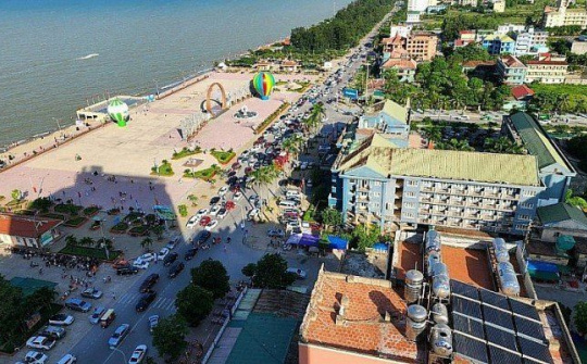 Thị xã Cửa Lò: Tạo điều kiện thu hút nguồn lực đầu tư cho phát triển đô thị du lịch biển