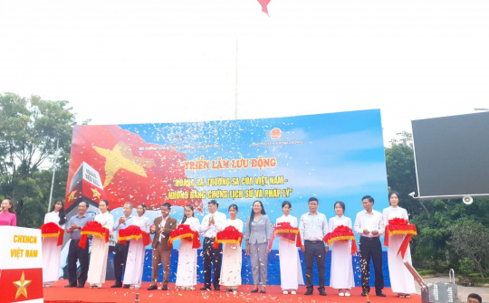 Krông Bông (Đắk Lắk): Khai mạc Triển lãm lưu động “Hoàng Sa, Trường Sa của Việt Nam – Những bằng chứng lịch sử và pháp lý”