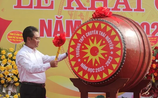 Thái Nguyên tưng bừng không khí khai giảng năm học mới