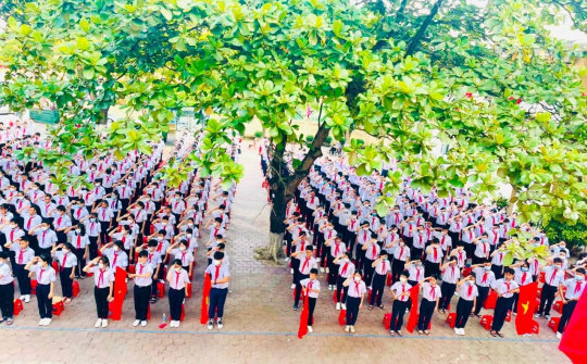 Nghệ An hân hoan chào đón năm học mới