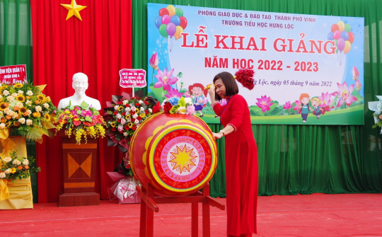Chào mừng năm học mới đến với Cô và Trò Tiểu học Hưng Lộc, TP Vinh