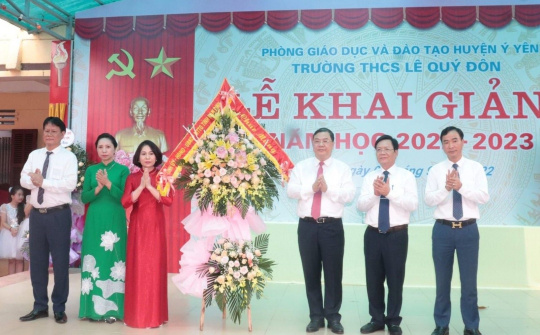 Ý Yên, Nam Định tưng bừng ngày hội khai trường