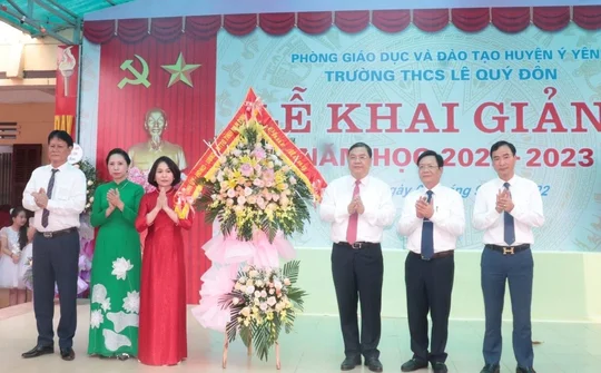 Ý Yên, Nam Định tưng bừng ngày hội khai trường