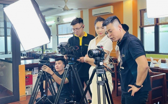 Doanh nhân trẻ Nguyễn Thị Thu Uyên: Khởi nghiệp với đam mê truyền thông từ giảng đường