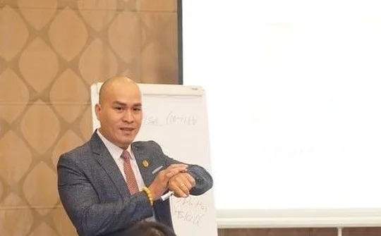 Dịch vụ uy tín 12Visa và người lãnh đạo hội đủ Tâm – Tầm – Tài