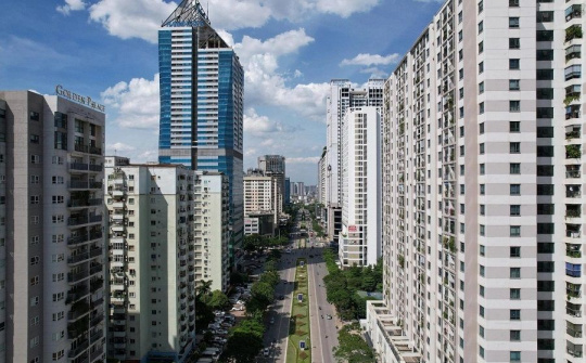 Năm 2023, giá chung cư năm vẫn khó giảm