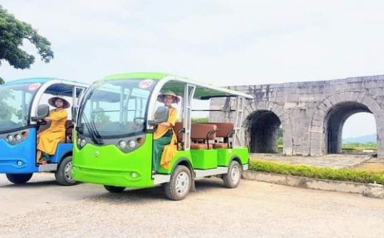 Nhiều hoạt động đặc sắc tái hiện nét đẹp văn hoá tết cổ truyền tại Thành Nhà Hồ