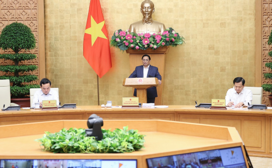 Cần tiếp tục ưu tiên thúc đẩy tăng trưởng