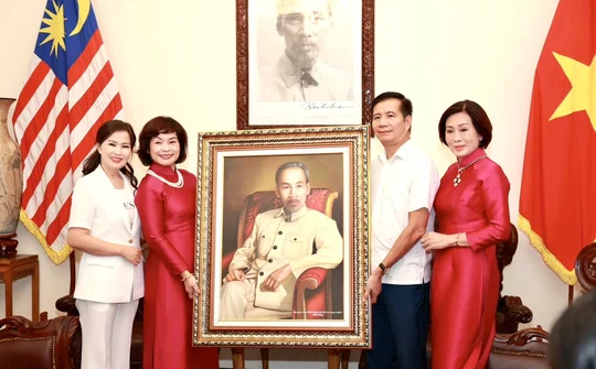 Hành trình văn hóa Việt Nam – Malaysia thiết thực chào mừng kỷ niệm 50 năm quan hệ ngoại giao giữa hai dân tộc