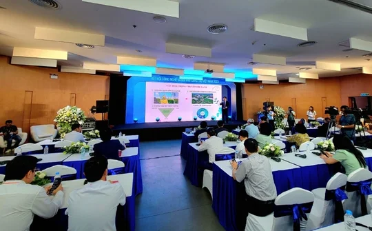 Chuyển đổi số và sứ mệnh của “Thủ lĩnh”!