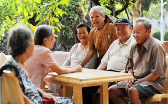 Đảm bảo an sinh thu nhập cho người cao tuổi trong bối cảnh già hóa dân số