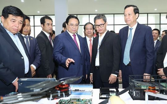 Đổi mới công tác vận động trí thức trong thời kỳ hội nhập