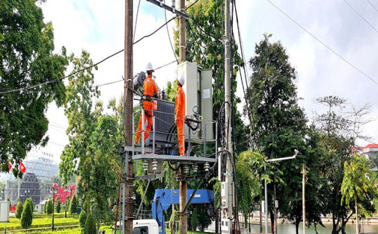 EVNNPC: Vượt qua thách thức trong hoạt động sản xuất kinh doanh 9 tháng năm 2023