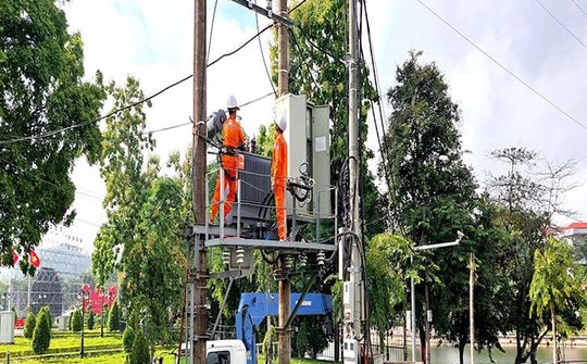 EVNNPC: Vượt qua thách thức trong hoạt động sản xuất kinh doanh 9 tháng năm 2023