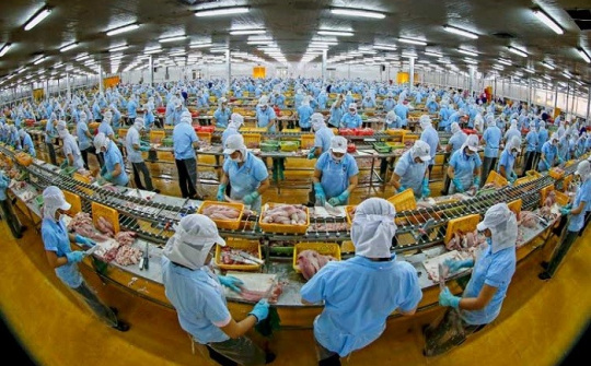 Chung sức đồng lòng với doanh nghiệp vượt qua thách thức