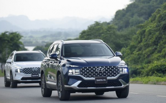 Hyundai Thành Công công bố giá bán mới cho Tucson và Santa Fe