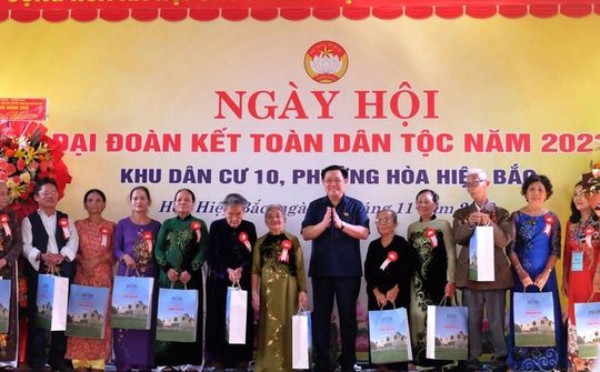 Great national unity considered strategic guideline, root of strength: Top legislator