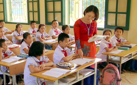 Tư tưởng Hồ Chí Minh về xây dựng và phát triển đội ngũ nhà giáo