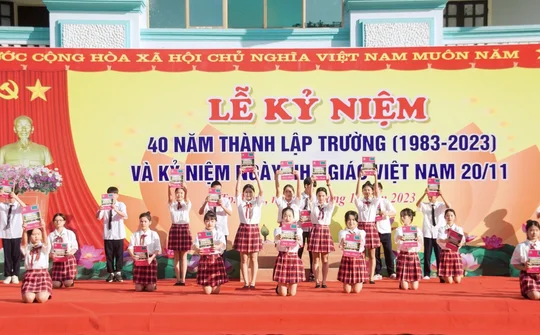 Trường THCS Trường Thi (TP Vinh): 40 năm xây dựng và trưởng thành