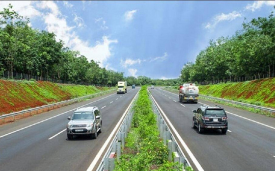 Trước 30/11/2023 phải báo cáo Thủ tướng Chính phủ về kế hoạch xây dựng Quy chuẩn đường cao tốc