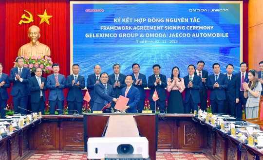 Tập đoàn Geleximco ký kết dự án xây dựng nhà máy lắp ráp, sản xuất ôtô trị giá 800 triệu USD