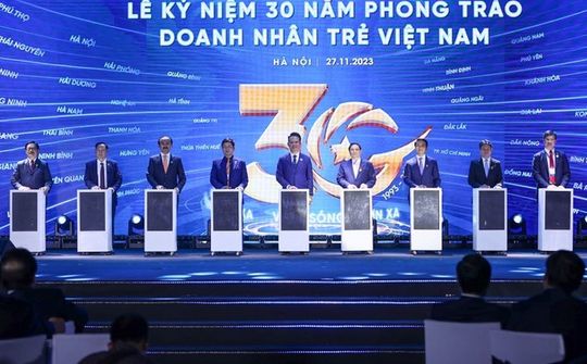 Xây dựng và phát huy vai trò của đội ngũ doanh nhân Việt Nam trong thời kỳ mới