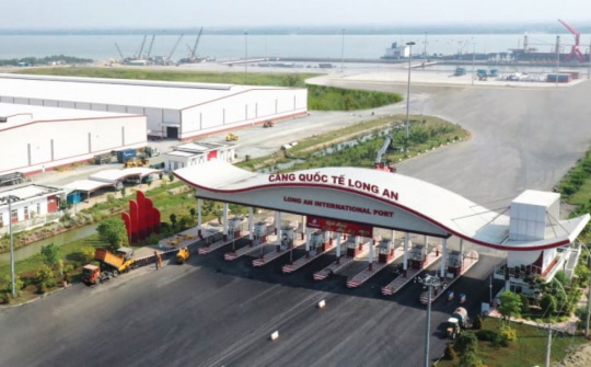 Long An ước đạt và vượt 17/19 chỉ tiêu Nghị quyết Tỉnh ủy năm 2023