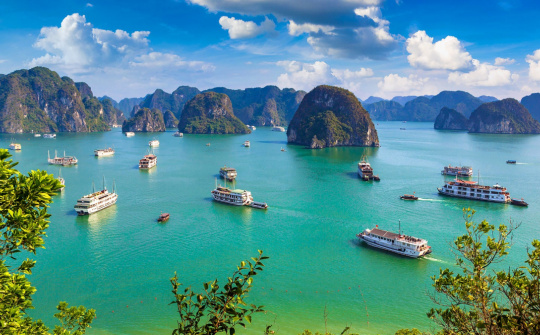 Ha Long Bay among world's 51 most beautiful places: Condé Nast Traveler