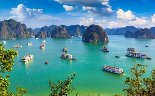 Ha Long Bay among world's 51 most beautiful places: Condé Nast Traveler