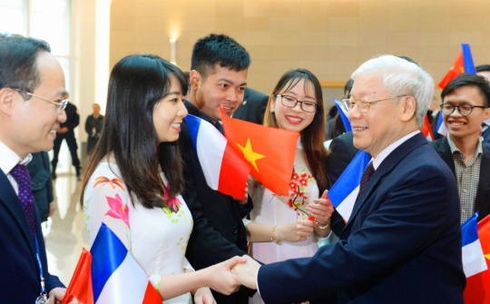Tạo môi trường, điều kiện và động lực để phát huy vai trò, sự cống hiến đặc biệt quan trọng của đội ngũ trí thức