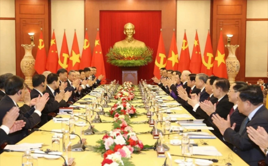 Building a China-Vietnam Community with a shared future that carries strategic significance and writing together a new chapter in our modernization drive