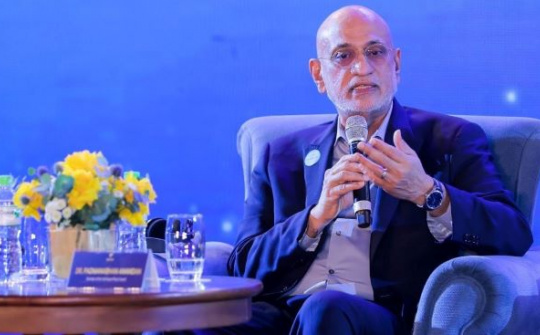 Thành viên Hội động Giải thưởng VinFuture: “AI không thay thế con người”