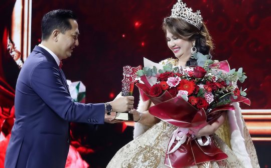 Nữ hoàng Generali - Ngân Nguyễn: “Hãy biết vị trí của mình, người khác sẽ biết bạn là ai?”