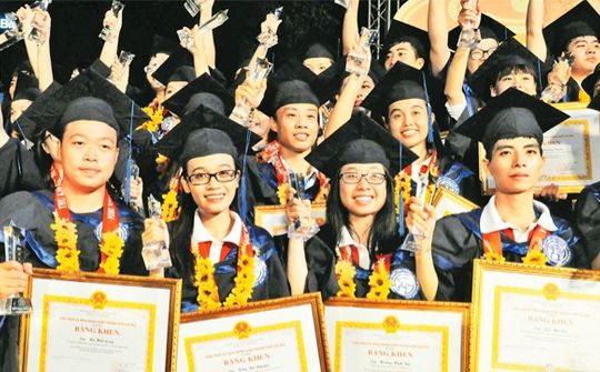 Bàn về nhân tài và phát hiện, sử dụng nhân tài hiện nay