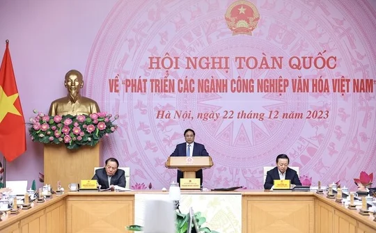 Hội nghị toàn quốc về phát triển các ngành công nghiệp văn hóa Việt Nam
