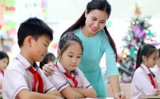 Tiếp tục đẩy mạnh đổi mới căn bản, toàn diện giáo dục phổ thông