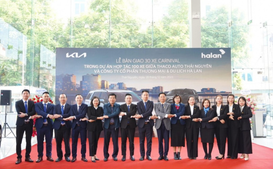 Công ty Hà Lan ra mắt 30 xe VIP phục vụ khách hàng