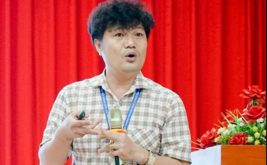 Phó Giáo sư, Tiến sĩ Vũ Hồng Vận: Dấu ấn cùng nghề giáo cao quý