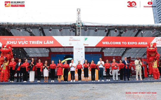 Khai mạc Giải Marathon Quốc tế lớn nhất Việt Nam mùa thứ 6 với hơn 15.000 VĐV đến từ 91 quốc gia