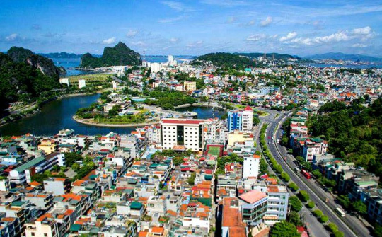Phát triển TP Hạ Long theo hướng bền vững, tăng trưởng xanh