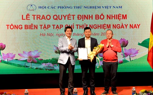 Tạp chí Thử nghiệm Ngày nay có tân Tổng biên tập