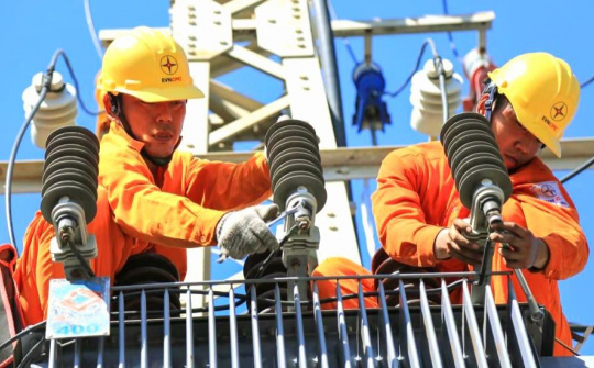 Hoàn thiện và phát huy mô hình cơ quan đại diện chủ sở hữu nhà nước và phần vốn nhà nước đầu tư tại doanh nghiệp